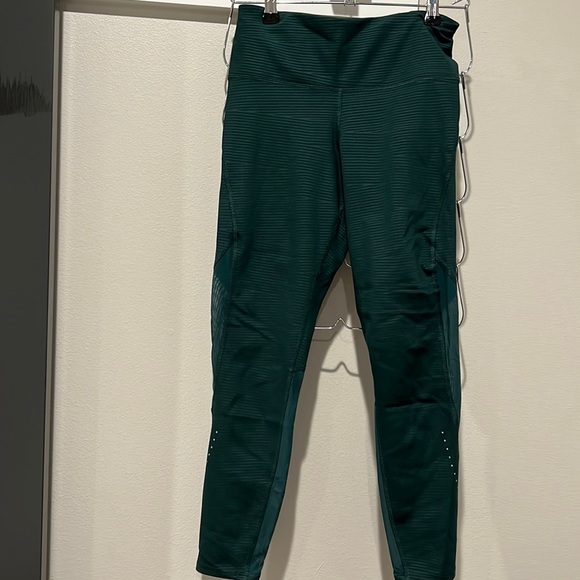 Old Navy Pants - Old navy active dark green leggings